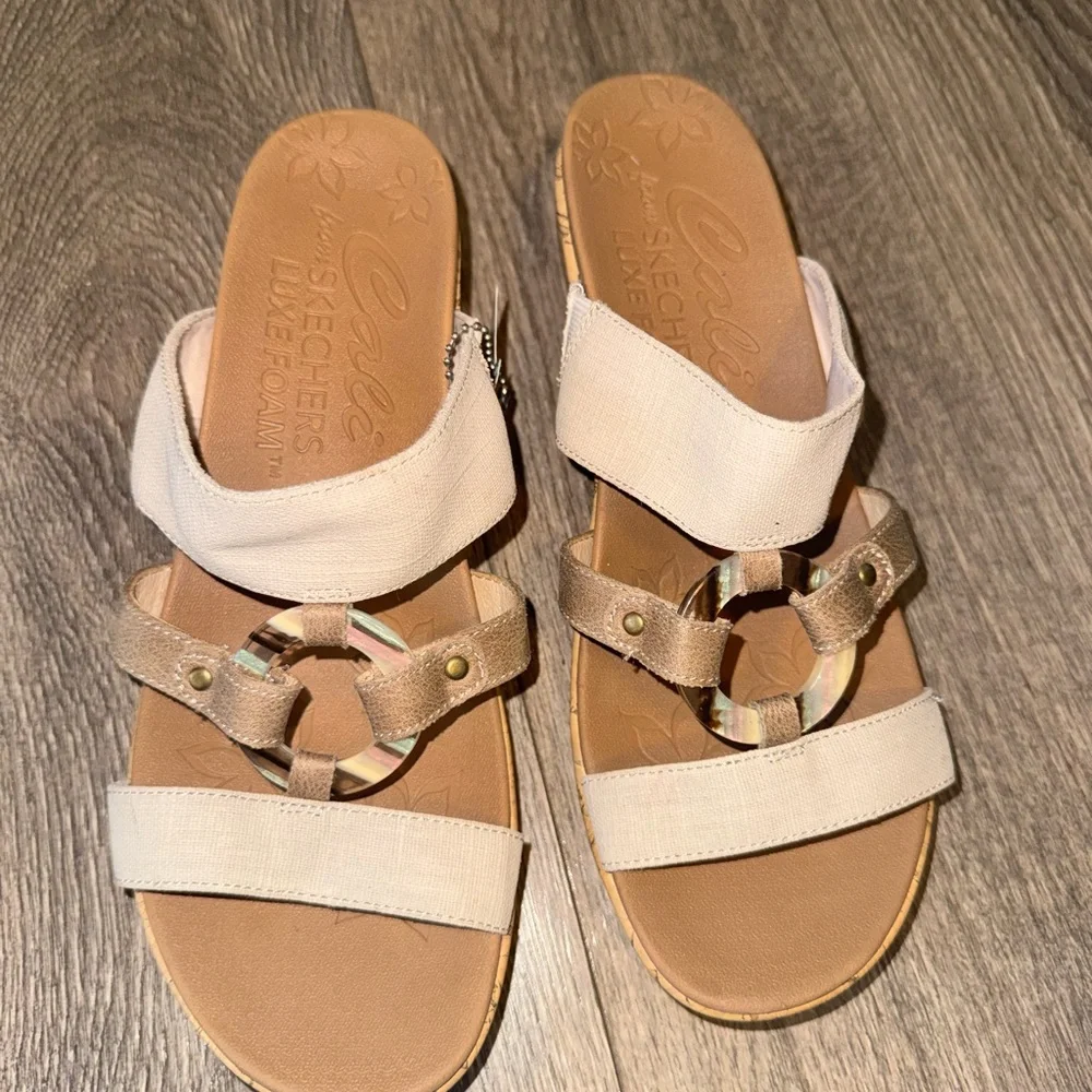 Skechers Neutral Beige and Tan Slide Foam Sandals with Decorative Ring
